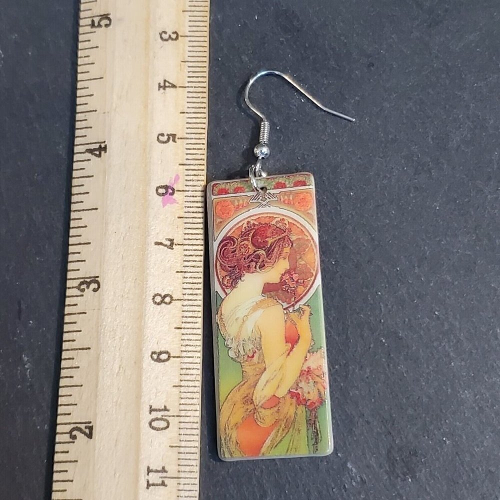 Art Nouveau Alfonse Mucha Painting Lucite Acrylic Rectangle Pendant Earrings - Picture 6 of 6